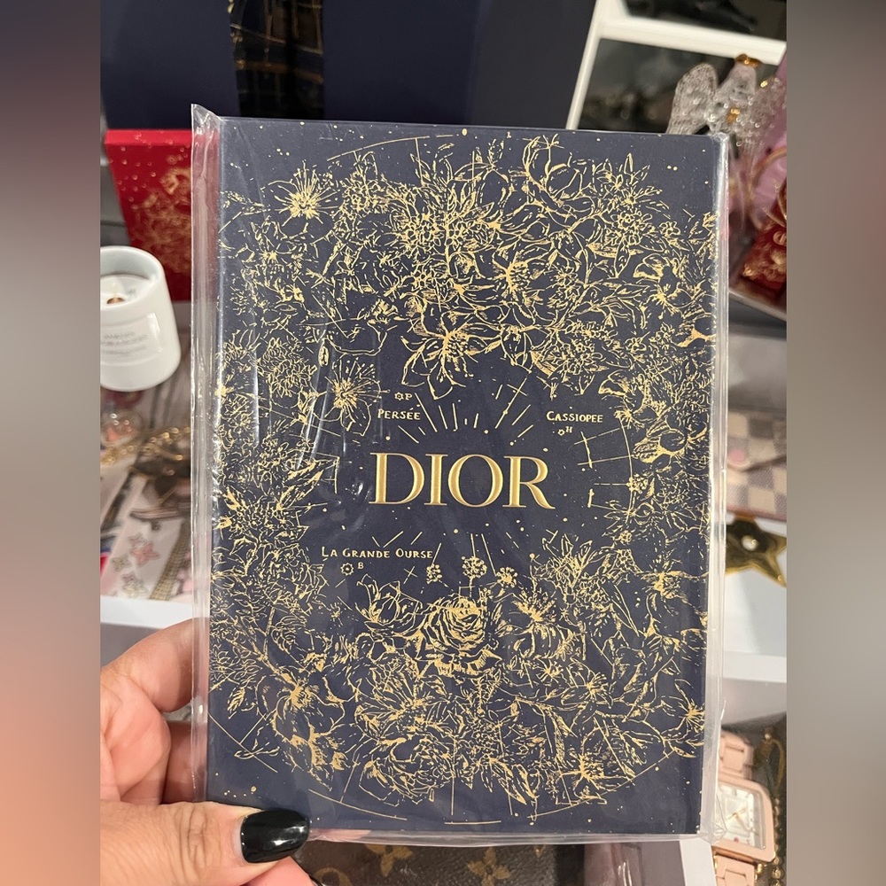 Dior notebook
